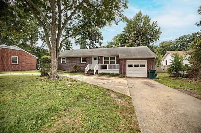 Building Photo - 553 Blount Point Rd Rental