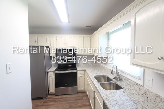 Photo - Newly Updated 3BR 2.5BA Townhome in Most C...