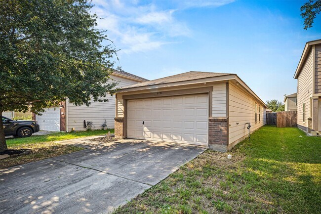 Photo - 2746 Piney Lake Ct