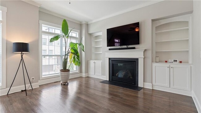 Photo - 2137 Old Georgian Terrace