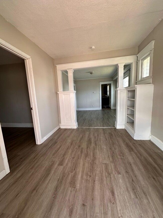 Photo - 4 bedroom 2 bath