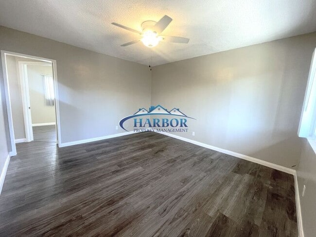 Photo - 1388 Martin Luther King Junior Ave Unidad 7