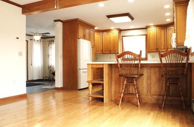 Photo - 1878 Riverside Dr