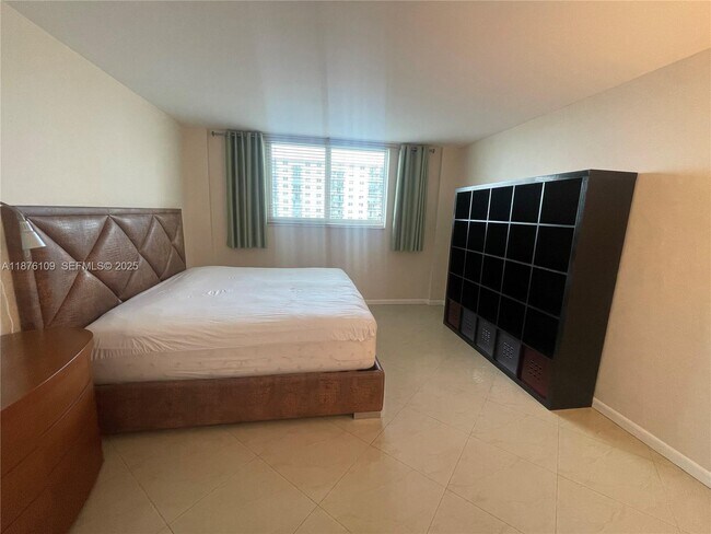 Photo - 19380 Collins Ave Unit 1014