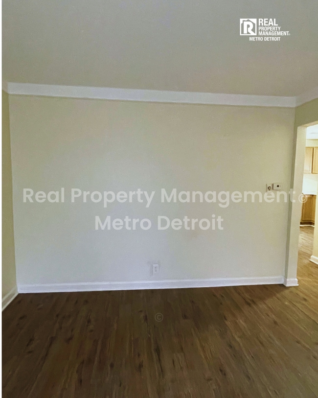 Photo - 7822 Forrer St