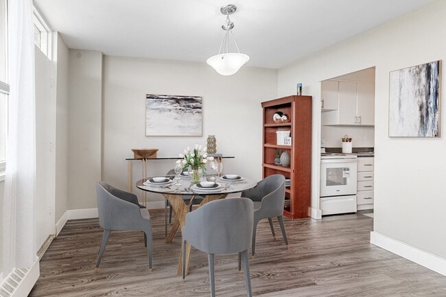 Photo - 345 Sentinel Road