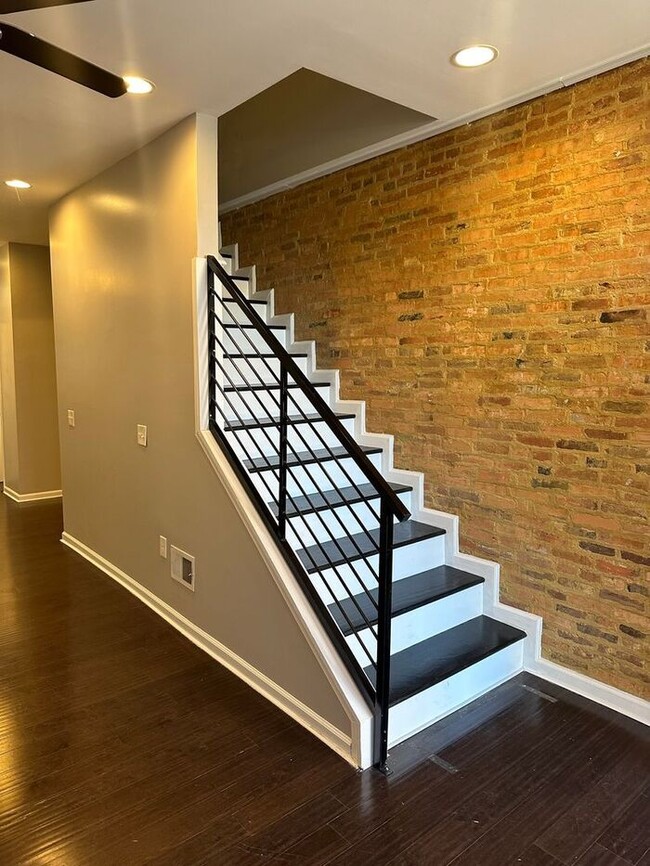 Photo - 1099 W Fayette St Townhome