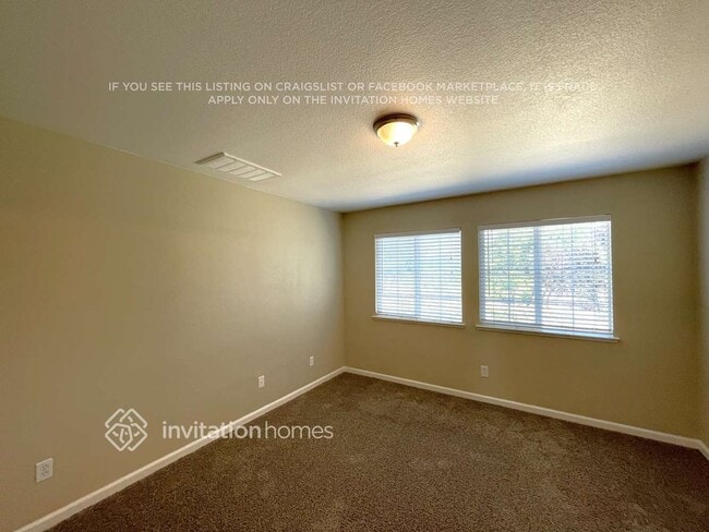 Photo - 2799 Silhouettes St