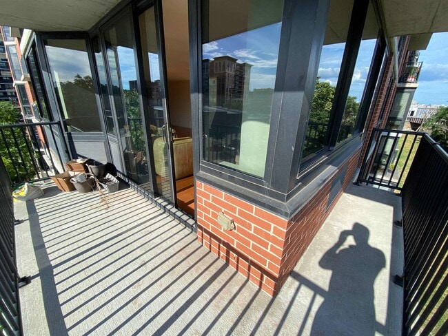 Photo - 700 Grove St Unit 4F