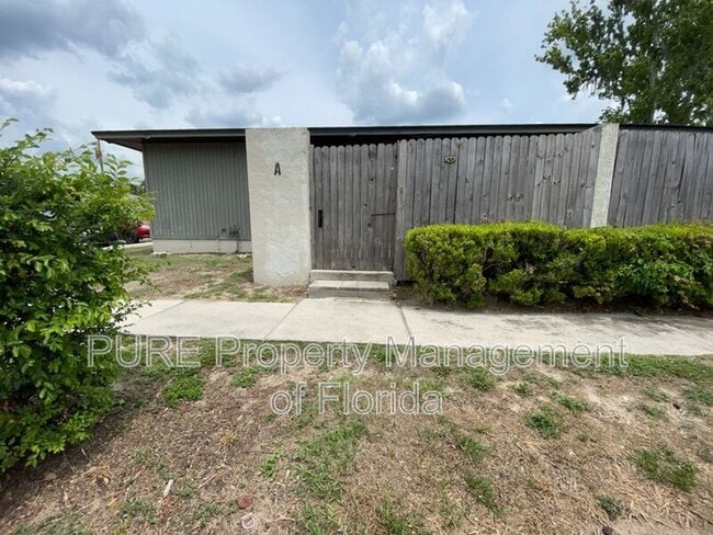Building Photo - 5420 SE 29th Pl