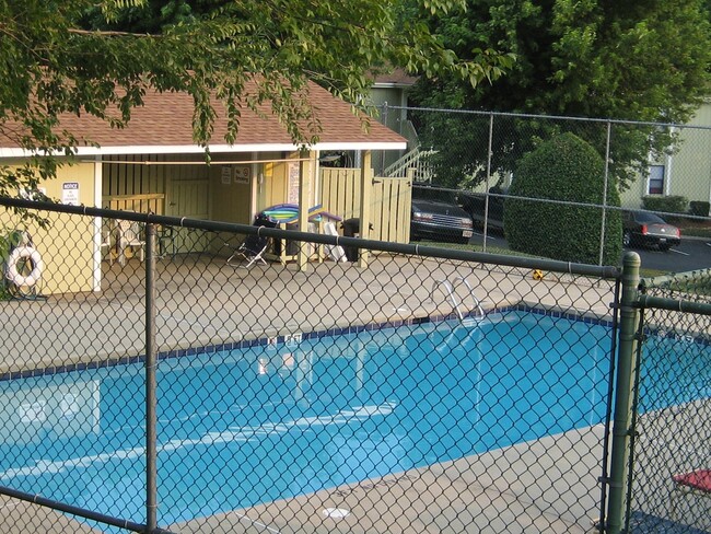 Photo - 110 Heywood Rd Unidad 19d