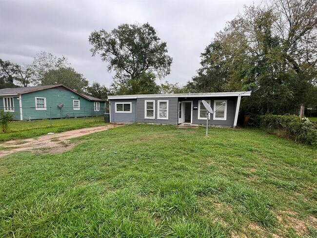 Photo - 4620 Galveston St