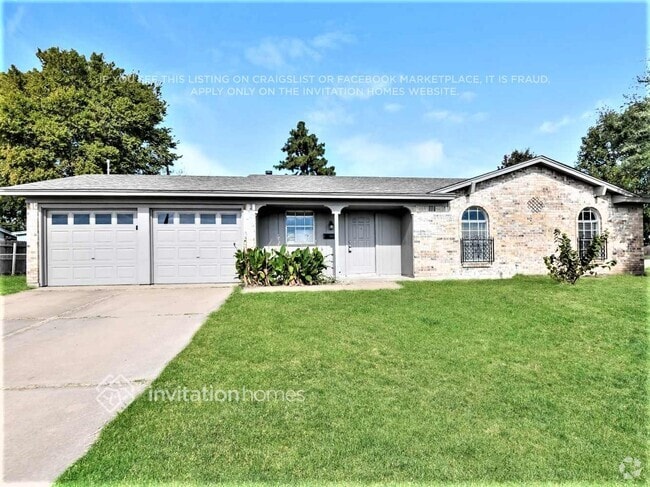 Building Photo - 318 SW Murphy Rd Rental