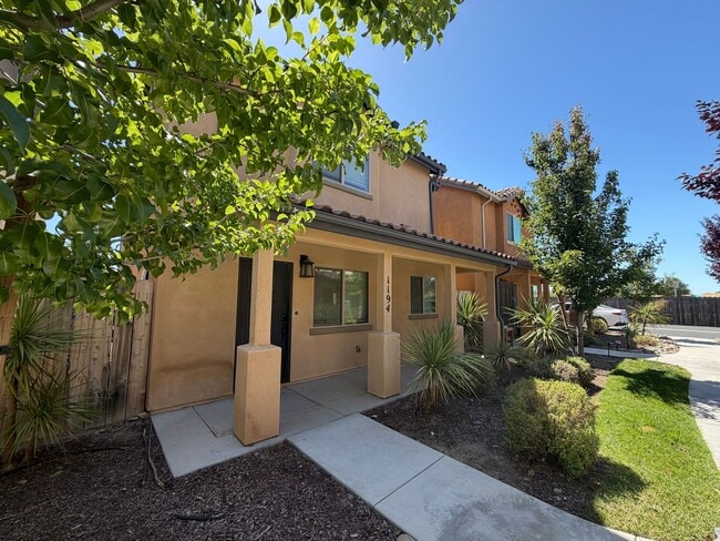Photo - 1194 Velarde Cir