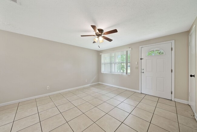 Photo - Now available in Lynn Haven, great location