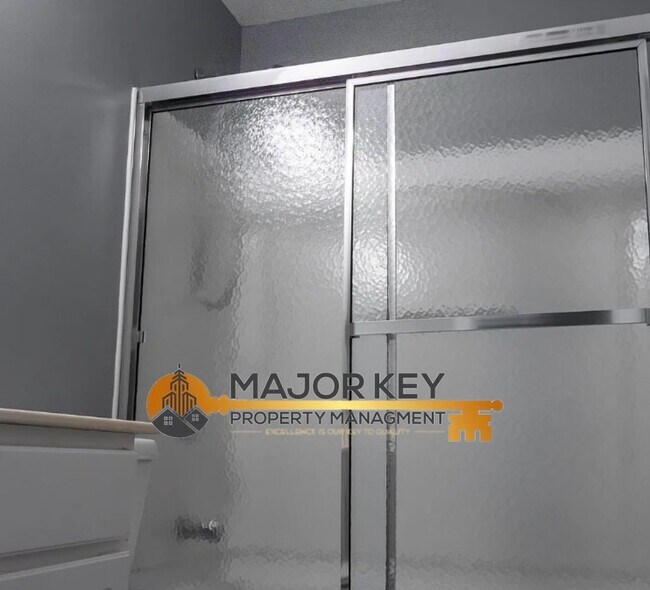 Photo - 334 Paden Cove Trl