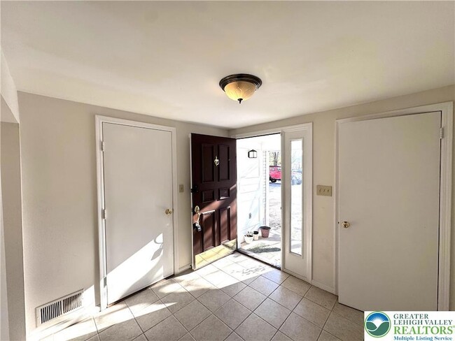 Photo - 8315 Countryside Ln