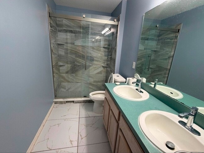 Photo - 4 BED / 2 BATH / 2 CAR GARAGE - ORLANDO (H...