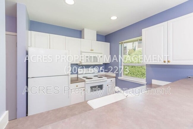 Photo - 524 6th Ave W Unit Apt 309