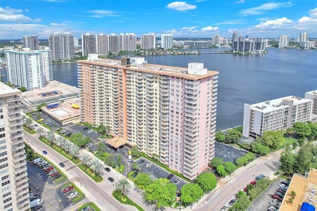 Photo - 251 174th St Unit 311