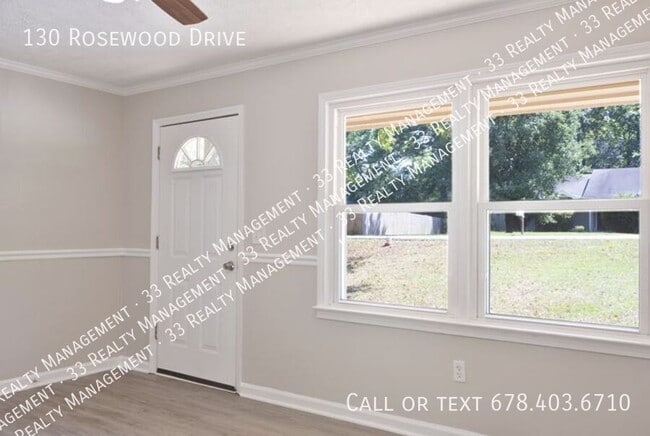 Photo - 130 Rosewood Dr