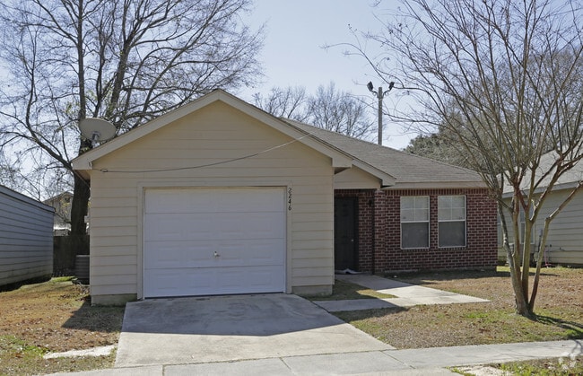 Scotlandville Homes