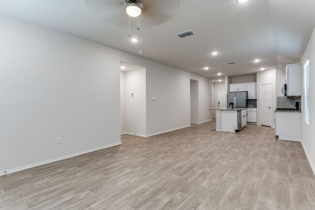 1714 Kolbe Trl