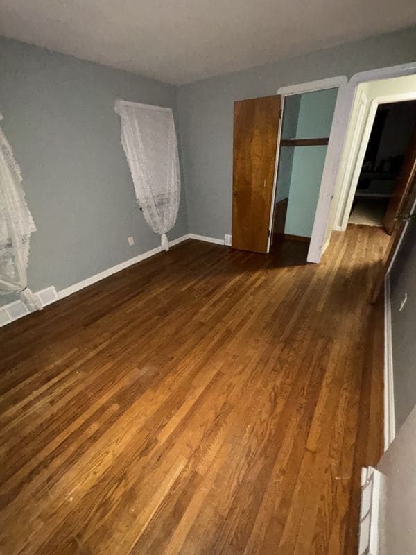 Photo - 3614 Warren Rd