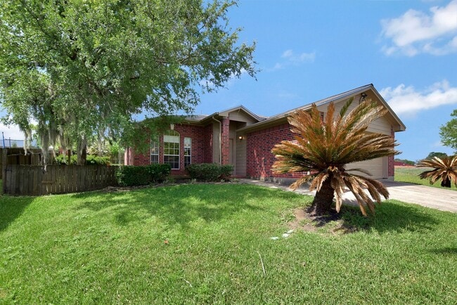 Photo - 855 Lake View Dr