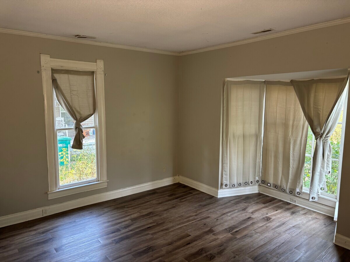 Photo - 1001 N Royal St