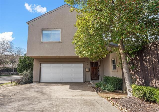 Building Photo - 4319 Cabell Dr