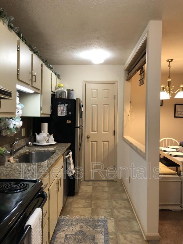 Photo - Greentree Apartments - Greentree Building