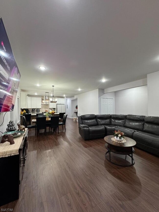 Photo - 528 Jefferson Ave