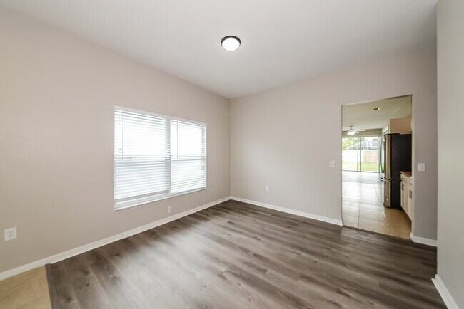 Photo - 12323 Hollybush Terrace