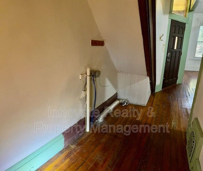 Photo - 4416 Locust Ave