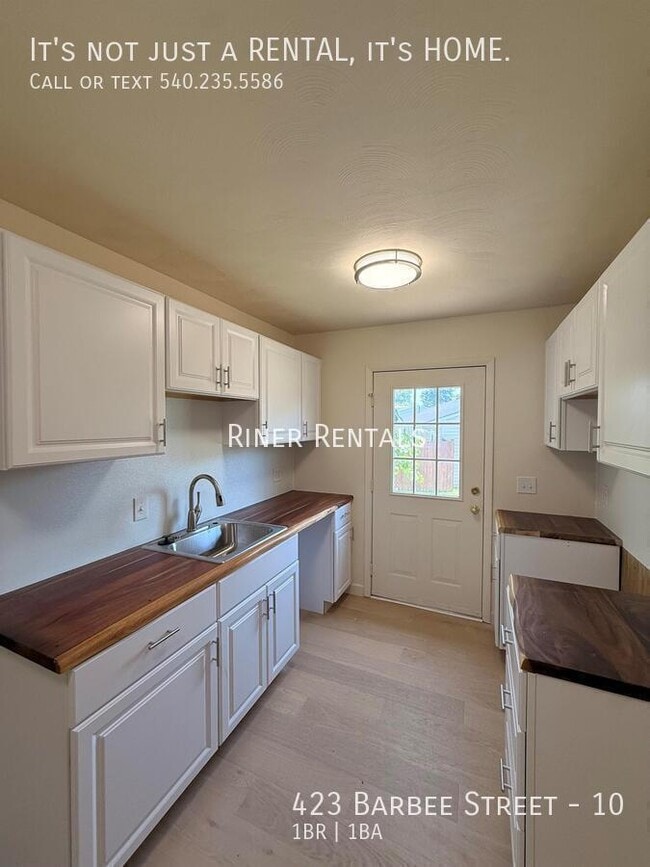 Photo - 423 Barbee St