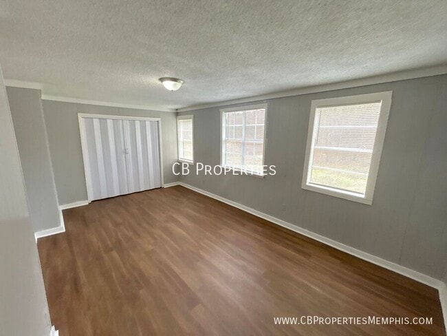 Photo - 3447 Cook Rd