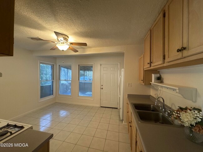 Photo - 3823 St Charles Pl