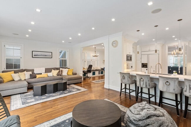 Photo - 180 Dorantes Ave Unit ID1029825P