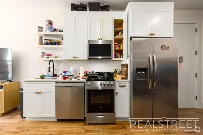 Building Photo - Brand New 2 bed 2 Bath in Ocean Hill! Unit 2 Rental