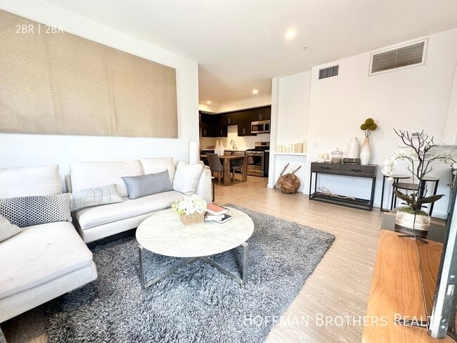 Photo - 11405 Chandler Blvd Unidad 403