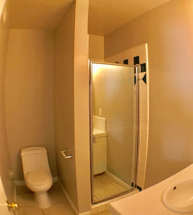 Photo - 20923 De La Guerra St