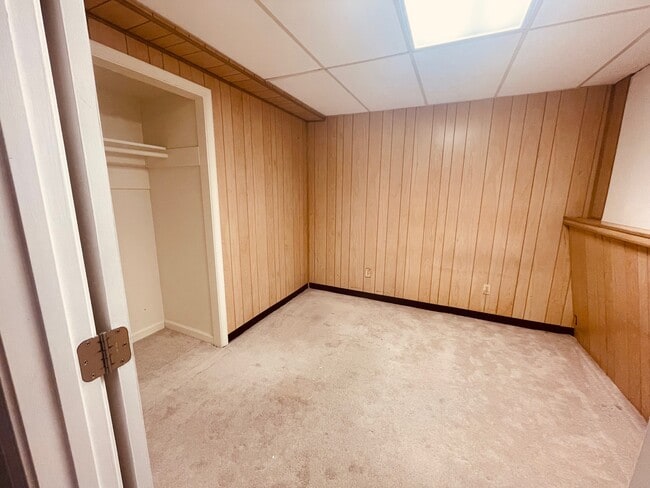 Bedroom - 7043 Brocton Ct