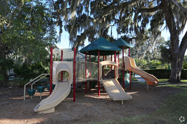 Brook Haven Apartments