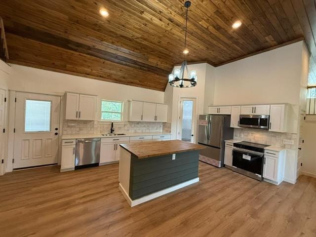 145 Greenbriar Ct
