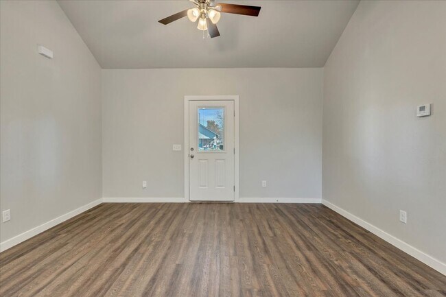 Photo - 414 N Tucker Ave