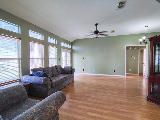 Photo - 2950 Highland Lakes Dr