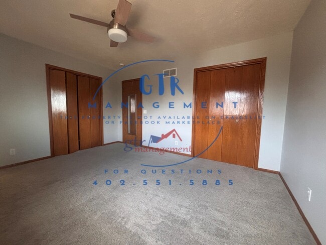 Photo - 8054 Redick Ave