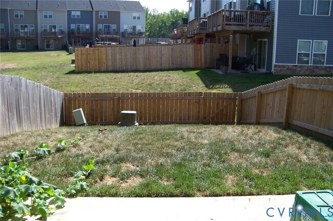 Photo - 8829 Foxway Rdg Ln