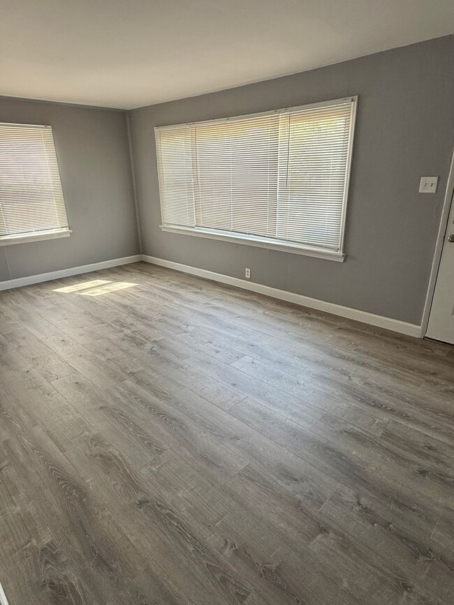 Photo - 3 Bedroom Home for Rent